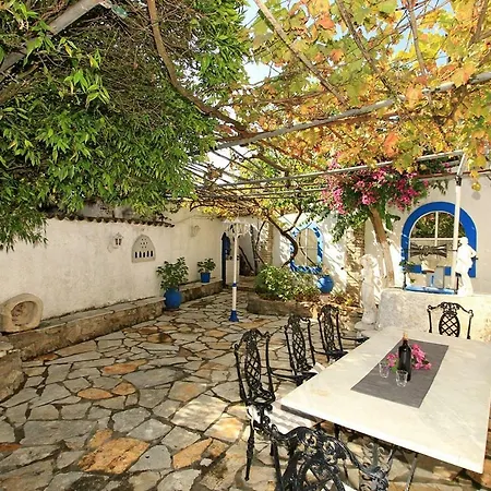 Archontiko Kourkoulos Makrades Exterior photo