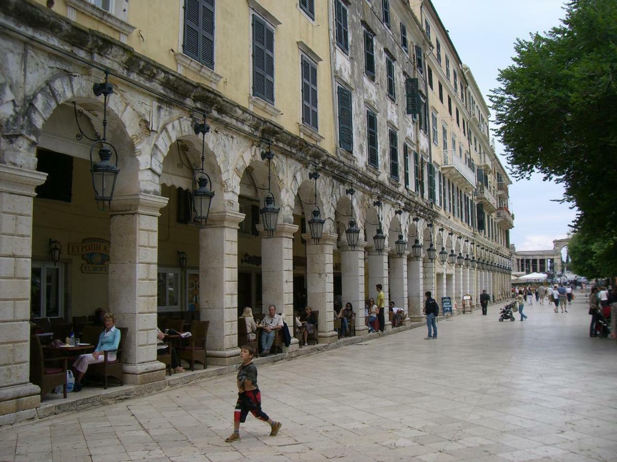 Archontiko Kourkoulos * Makrades